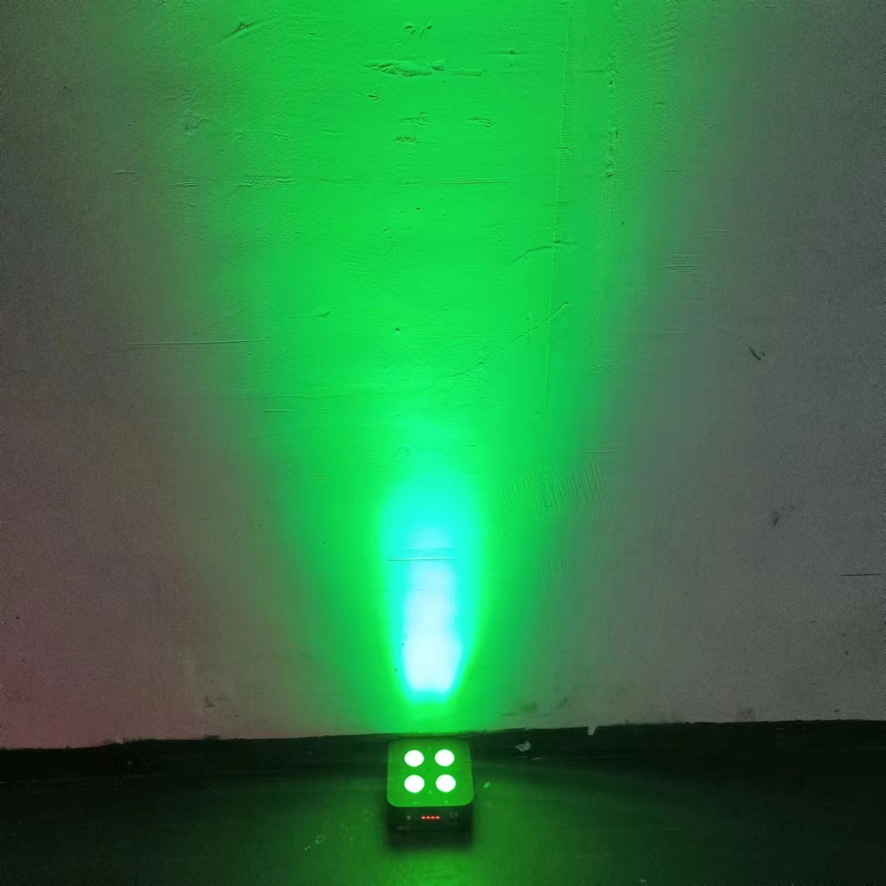 Battery LED Uplight (1)
